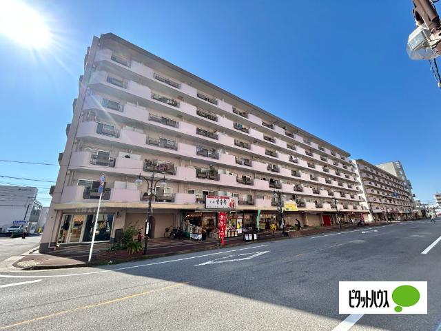 商業施設が揃う便利な住環境。日々の暮らしをサポートします