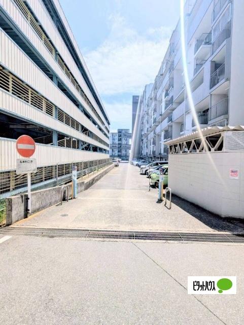 ハイホーム志津駅前 駐車場