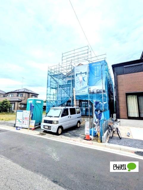 広々とした前面道路
