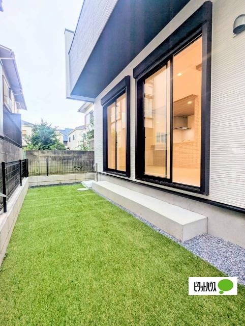 千葉市稲毛区長沼町　１号棟 庭