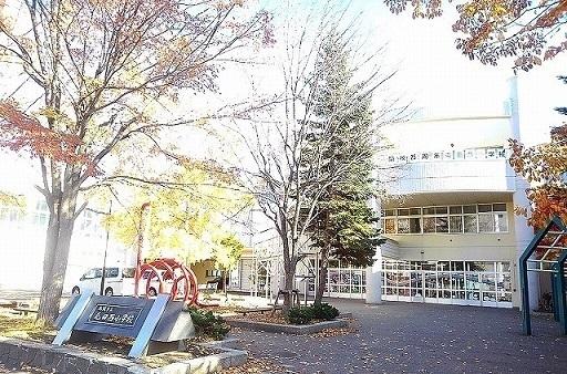 屯田西小学校：400m