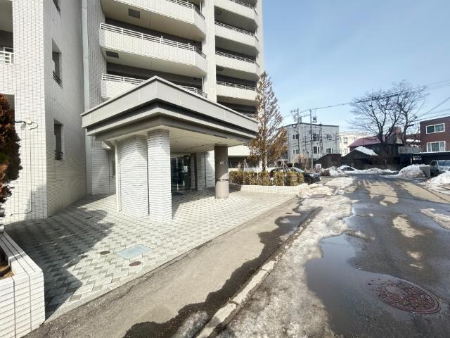 クレアホームズ旭ヶ丘ハイライズ エントランス