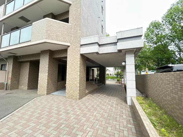北円山パーク・ホームズ エントランス