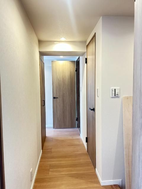 ダイアパレス美術館通 玄関