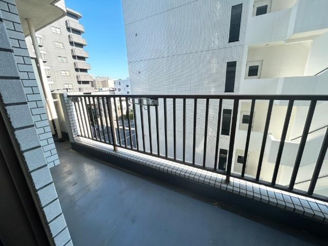 ライオンズマンション中の島通り バルコニー