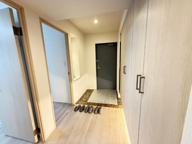 サウスガーデン山鼻 玄関