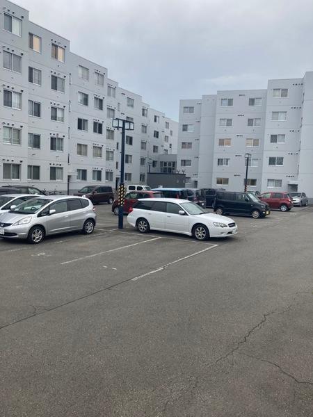 ロピア月寒 駐車場