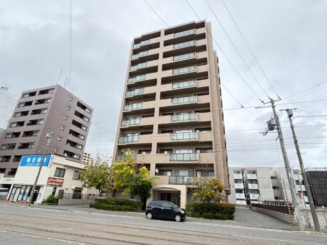ファミール山鼻南15条 物件画像
