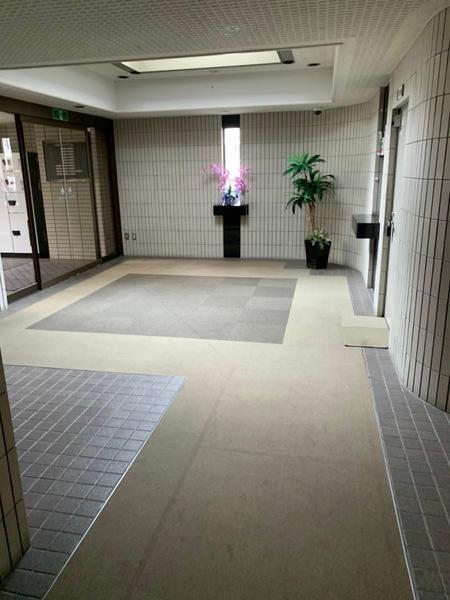 オリンピア旭ヶ丘 エントランス