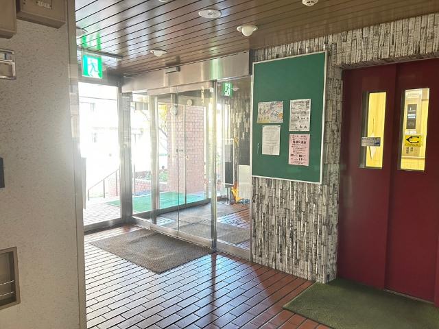 ライオンズマンション豊平公園 ロビー