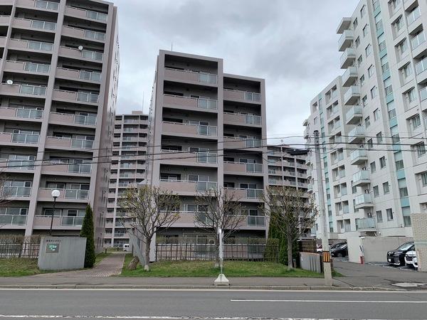 伏見サンタウン二号館 外観