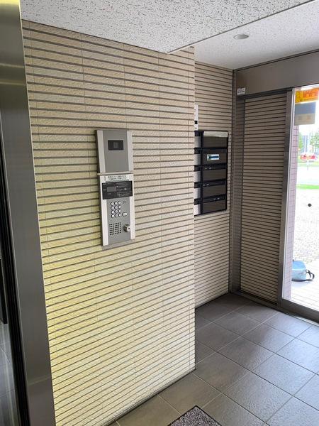 伏見サンタウン二号館 エントランス
