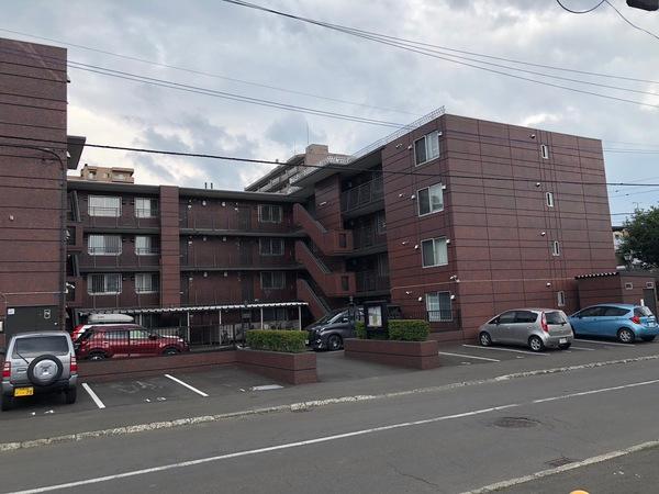 メゾンドルチェ円山 外観