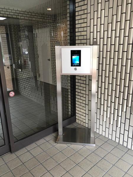 ライオンズマンション南二十四条 エントランス