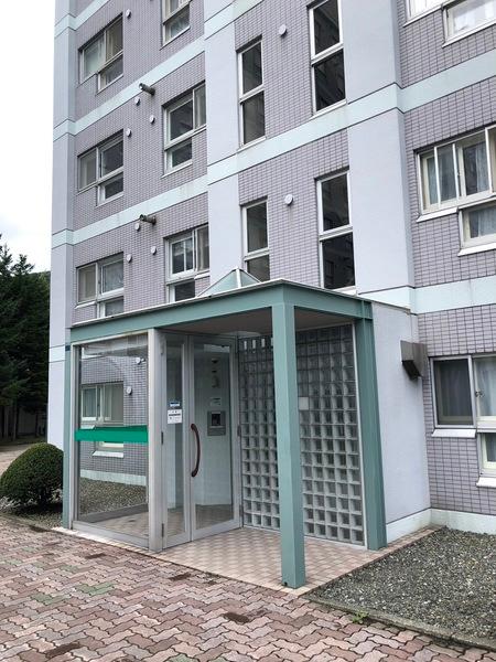 山鼻サンタウン７号館 エントランス
