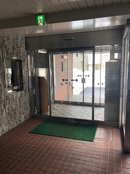 ライオンズマンション啓明 エントランス