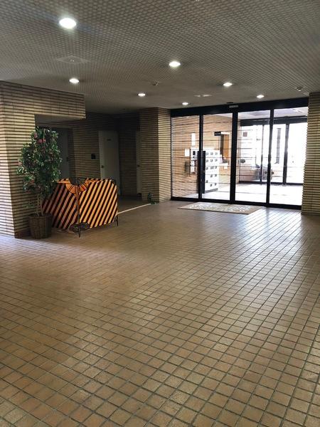 ライオンズマンション旭ヶ丘公園 ロビー
