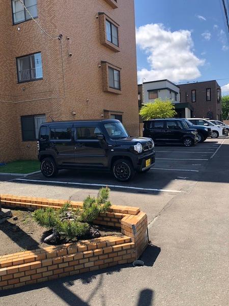 ダイアパレス平岸第弐 駐車場