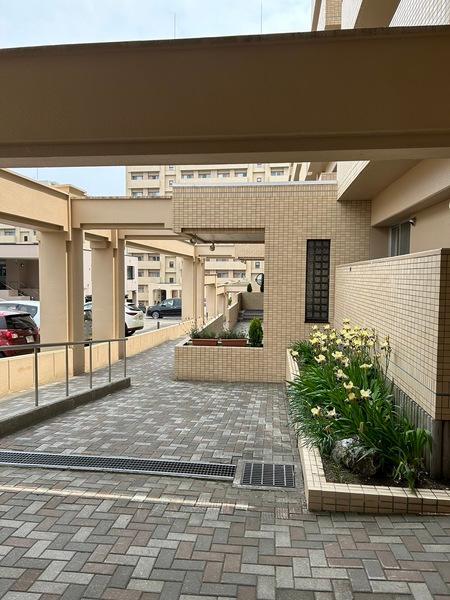 チサンマンション西岡弐番館ウエストコート エントランス