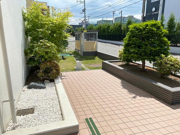 チュリス月寒 エントランス