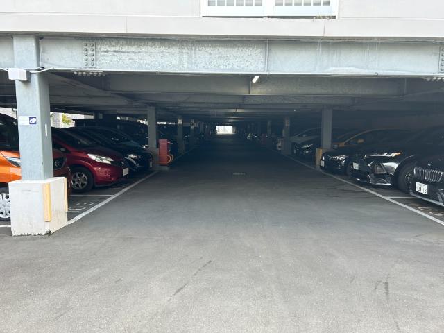 ヴェルビュ福住 駐車場