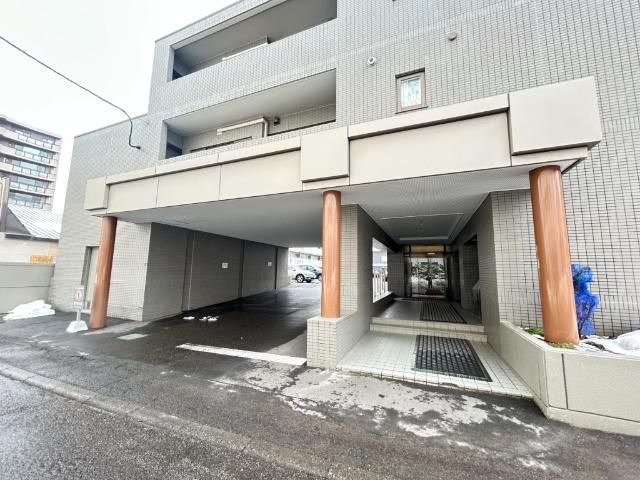 ファミール宮の森Ⅱ エントランス