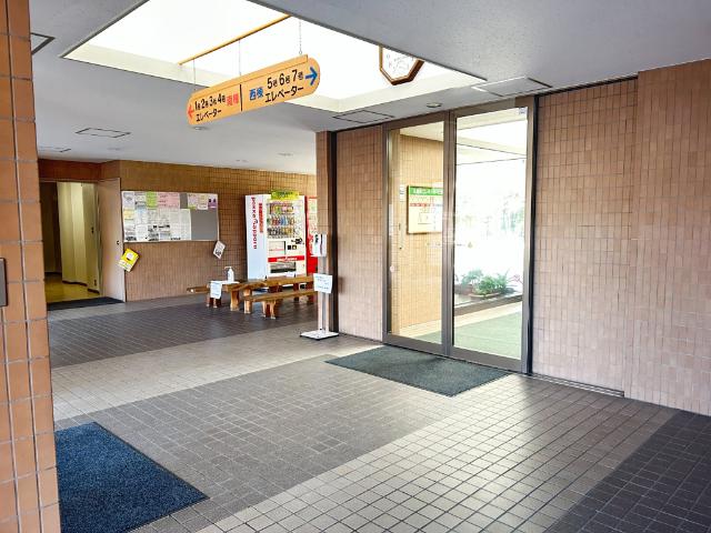 ラポール永山公園 ロビー