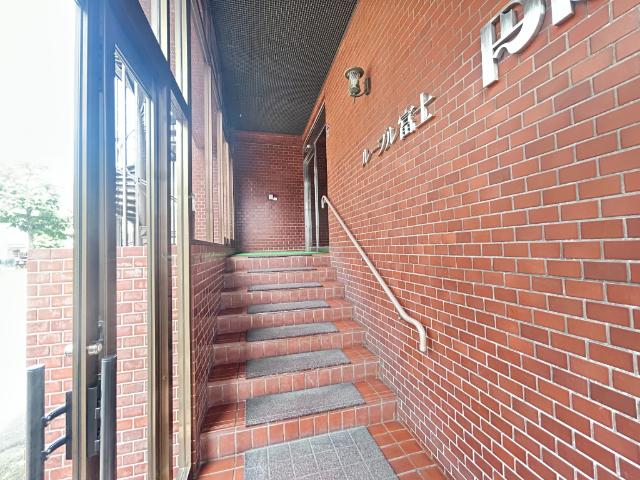 ルーブル富士円山 エントランス