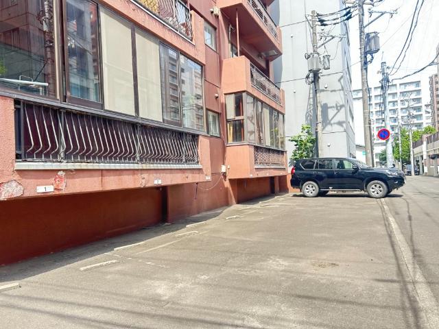 ルーブル富士円山 駐車場