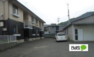 メゾン栄谷Ⅰ（102） 駐車場
