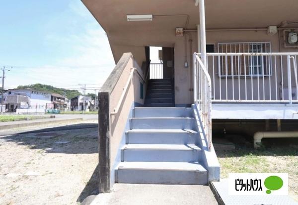 ビレッジハウス紀三井寺２号棟（0503） エントランス