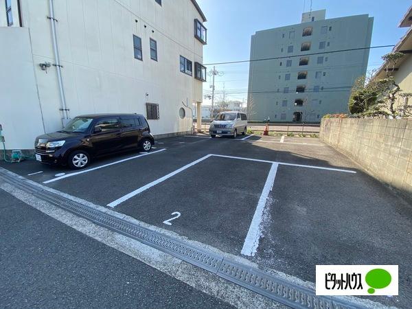 河彦Ⅰ（301） 駐車場