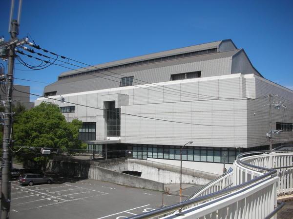 和歌山市民図書館：1527m
