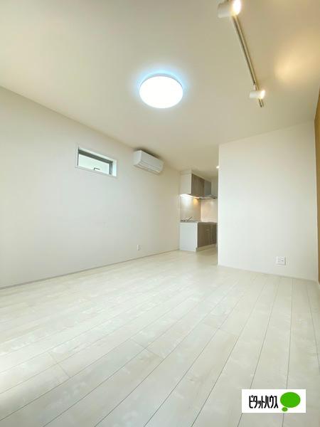 フジパレス和歌山美園（102） リビング