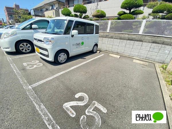 MAST COURT秋葉Ⅱ 駐車場