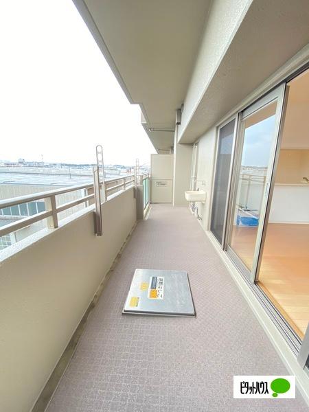 サーパス舟津町 バルコニー