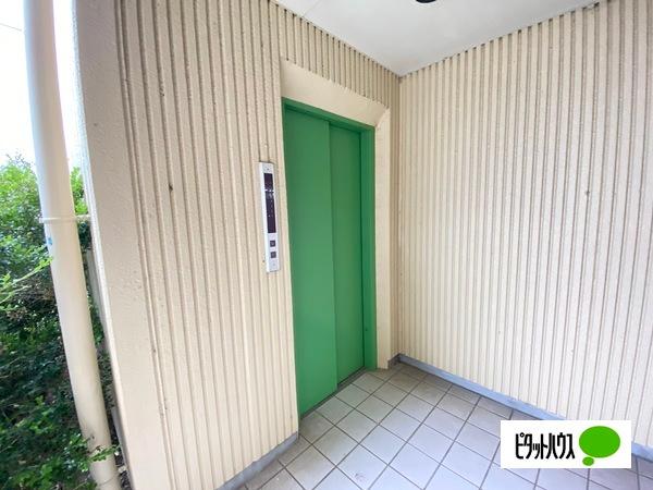 宝マンション（402） エントランス