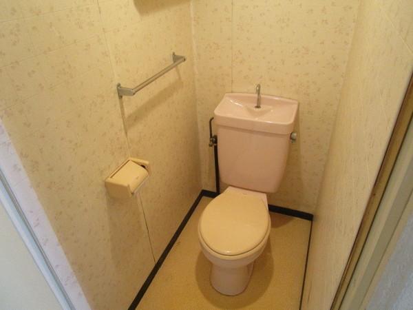 リベラルパレス塩屋（101） トイレ