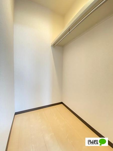 フジパレス木広町（102） 収納