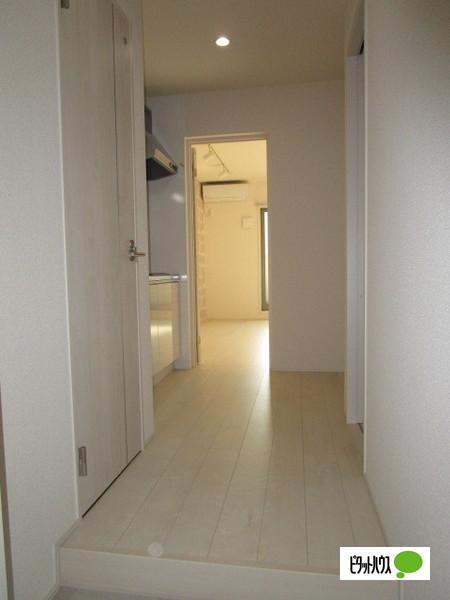 フジパレス新中通Ⅰ番館（101） 玄関