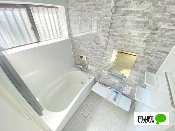 和歌山市東高松一戸建 バス／シャワー