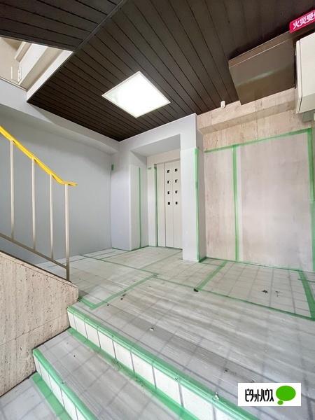 和歌山市吹上マンション ロビー