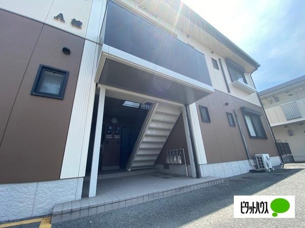 フォーレス加納 エントランス