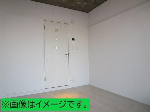 ラヴニール（401） リビング