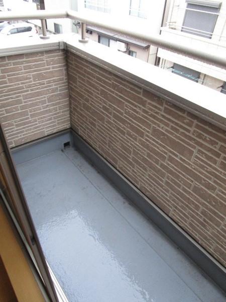 ラ・グラース吹屋町（2-B） バルコニー