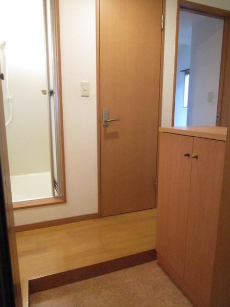ラ・グラース吹屋町（2-B） 玄関