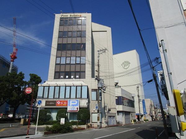 ファーストビル 外観