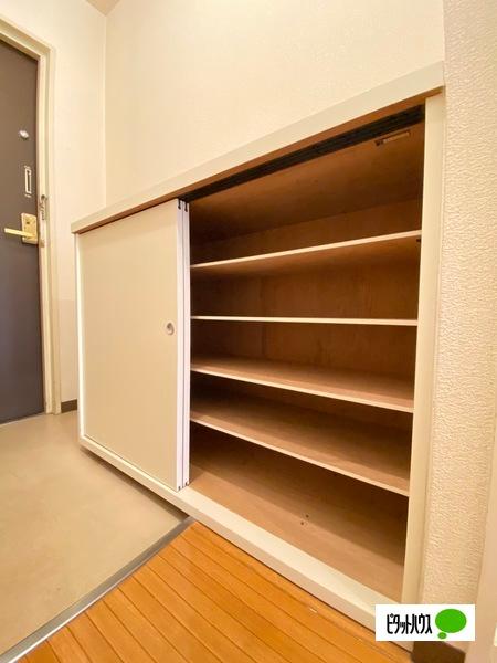マンションニューハマ１（503） 収納