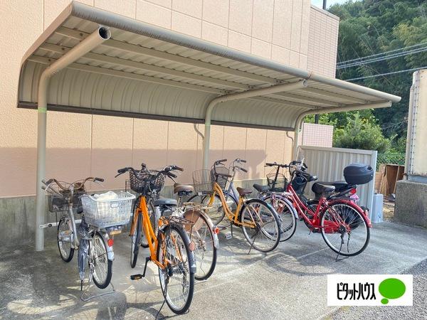 フローラ重根（302） 共有部分