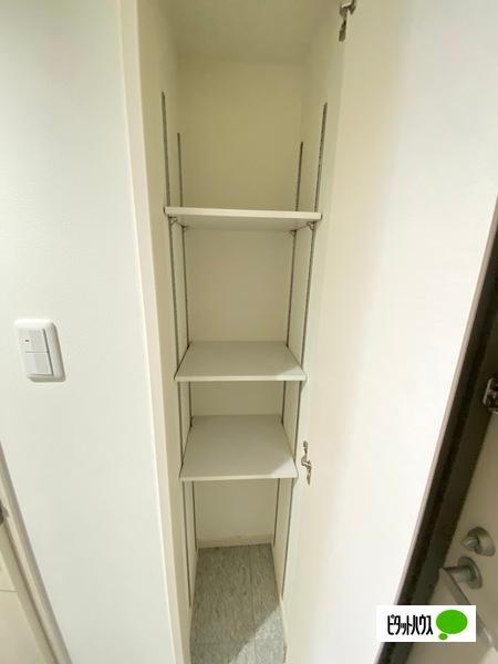 タージュ中之島（105） 収納